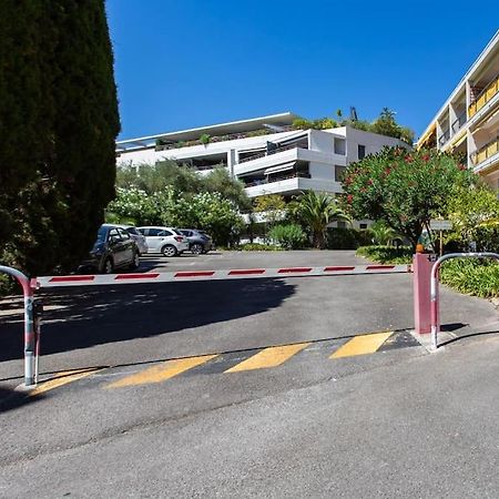 شقة C9 - 2 Bdr 10 Min Palais Festivals & Sea - Ac, Parking & Balcony كان المظهر الخارجي الصورة