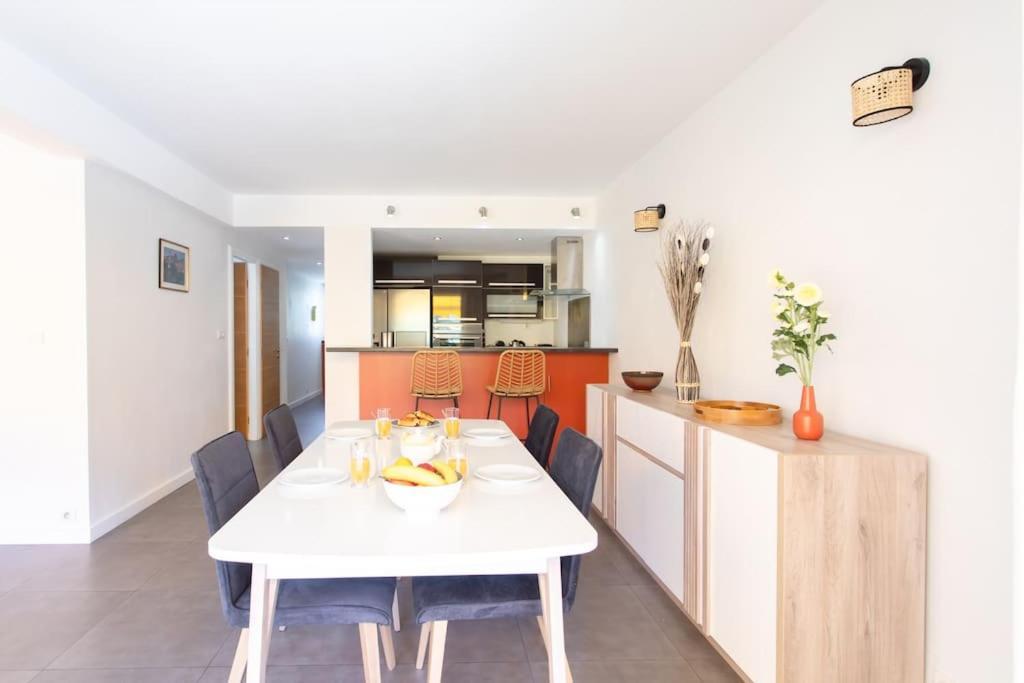 شقة C9 - 2 Bdr 10 Min Palais Festivals & Sea - Ac, Parking & Balcony كان المظهر الخارجي الصورة