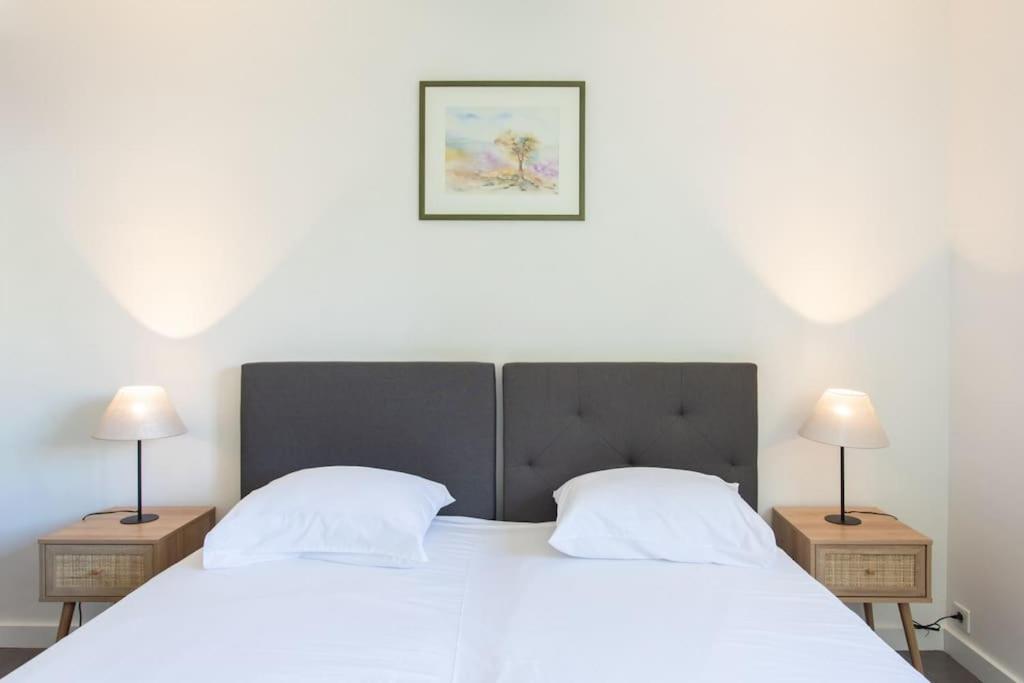 شقة C9 - 2 Bdr 10 Min Palais Festivals & Sea - Ac, Parking & Balcony كان المظهر الخارجي الصورة