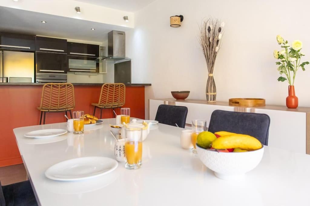 شقة C9 - 2 Bdr 10 Min Palais Festivals & Sea - Ac, Parking & Balcony كان المظهر الخارجي الصورة